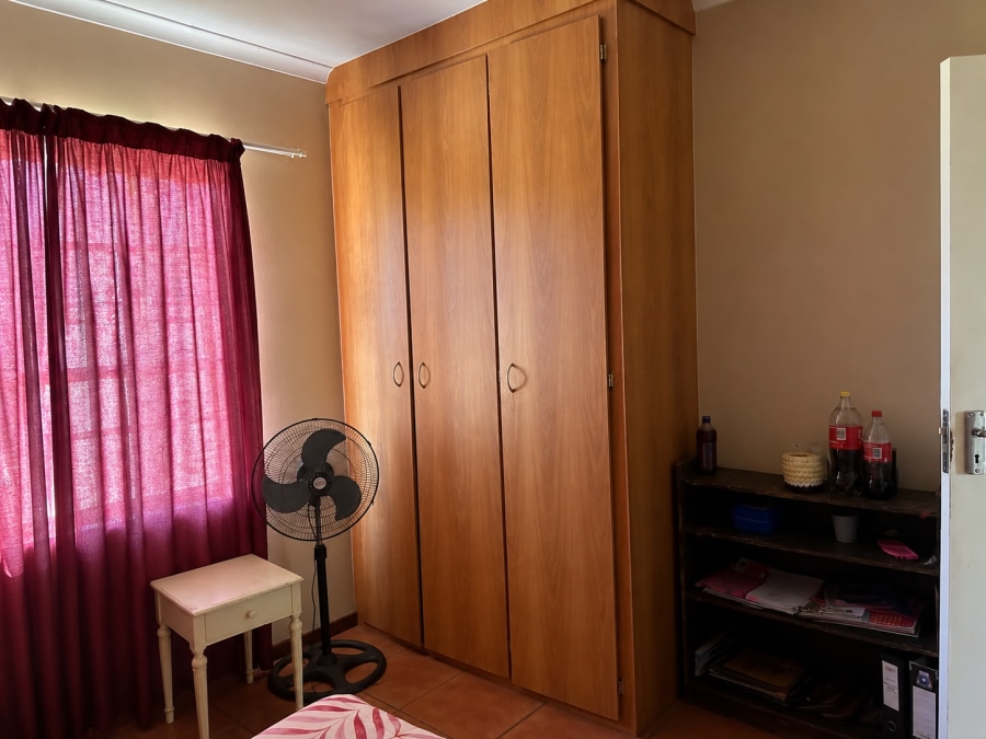 3 Bedroom Property for Sale in Waterval East North West